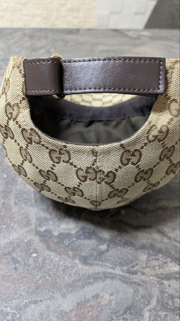 GUCCI ベージュ GGパターン キャップ