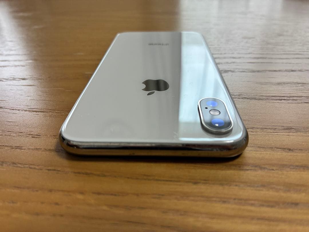 iPhone X ホワイト