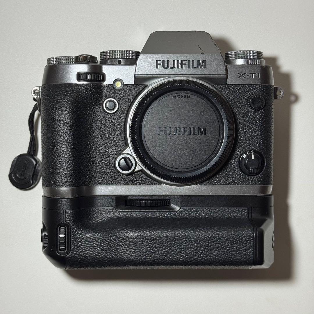 〈アンドリアン様用〉富士フイルム　X-T1 グラファイトシルバー　縦グリ付き
