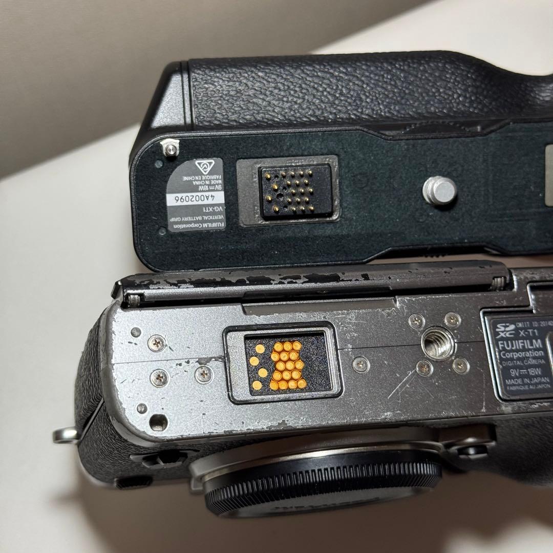 〈アンドリアン様用〉富士フイルム　X-T1 グラファイトシルバー　縦グリ付き