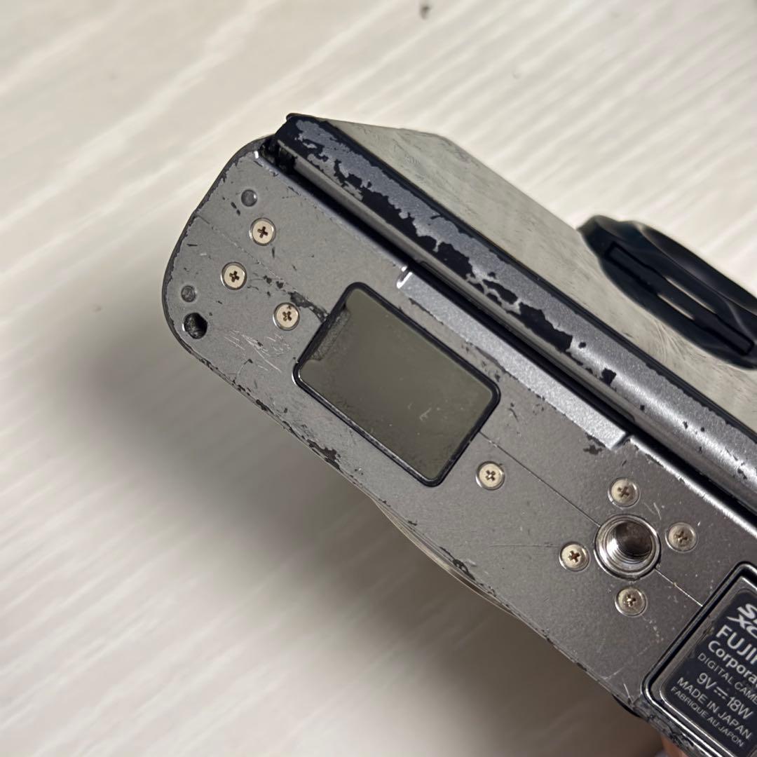 〈アンドリアン様用〉富士フイルム　X-T1 グラファイトシルバー　縦グリ付き