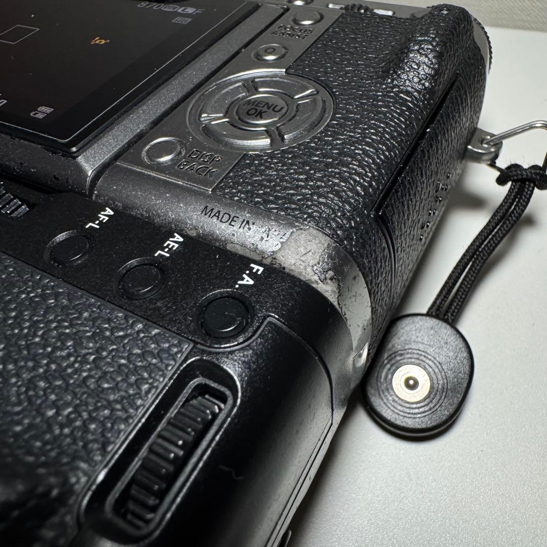 〈アンドリアン様用〉富士フイルム　X-T1 グラファイトシルバー　縦グリ付き