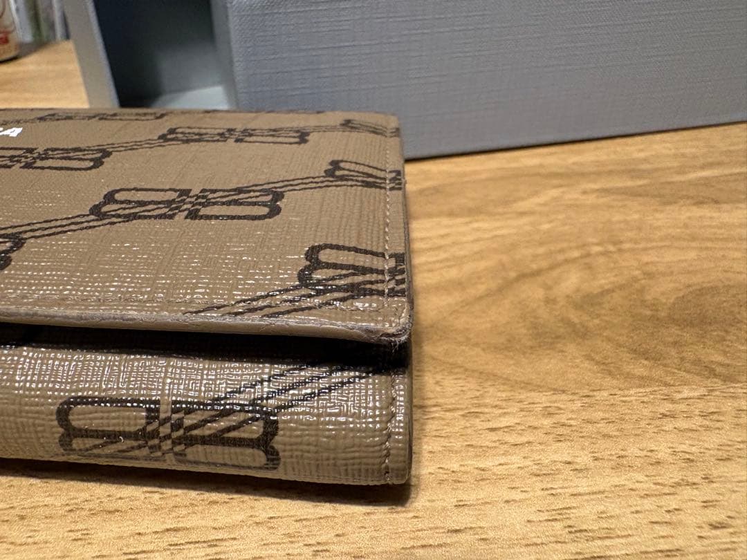 BALENCIAGA ロゴプリント 長財布 ベージュ