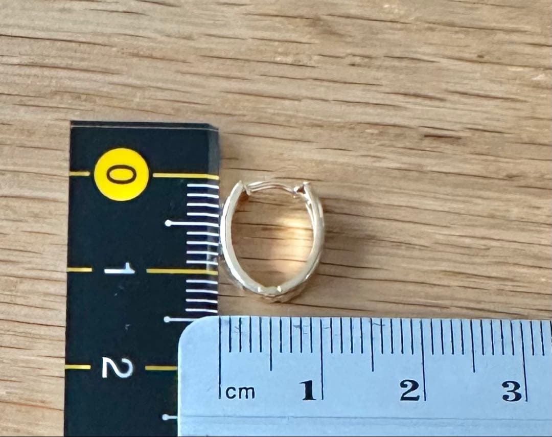 みー様　K14刻印あり 上品フープピアス片耳用14金