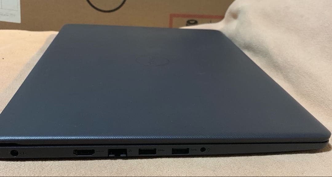 DELLノートPC Vostro 3500シリーズ