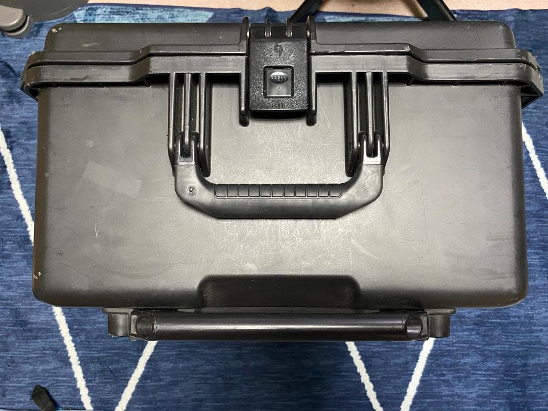 iM2700 Storm ケース