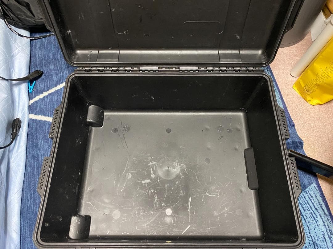 iM2700 Storm ケース