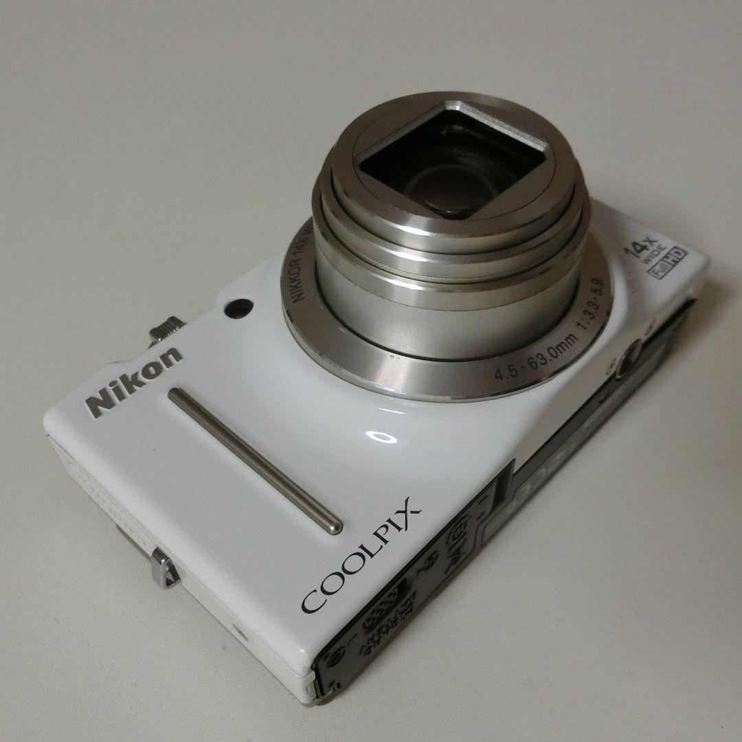 Nikon COOLPIX S8200 ホワイト