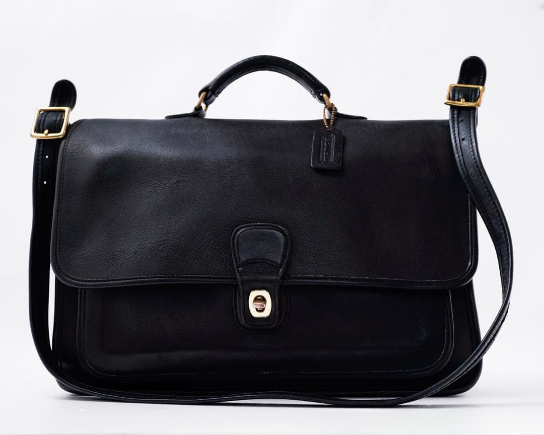 バッグ COACH Vintage Leather Black Shoulder Bag