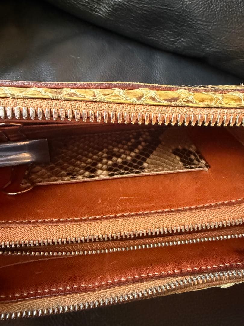 t*s様 アルズニ　長財布　フルパイソ　ラウンドファスナー　激渋　ライダース