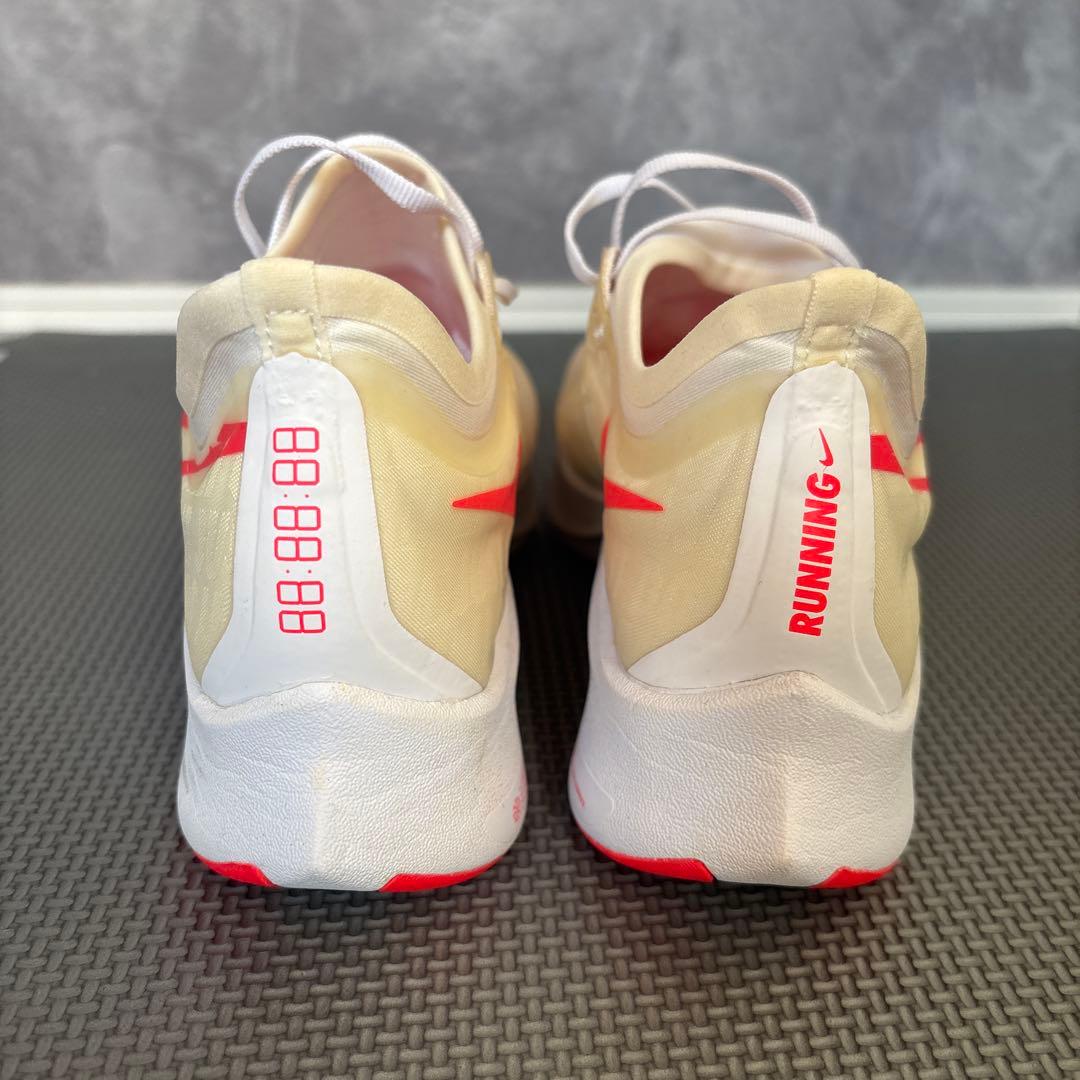 【新品未使用】NIKE ZOOM FLY 3(24.5センチ)