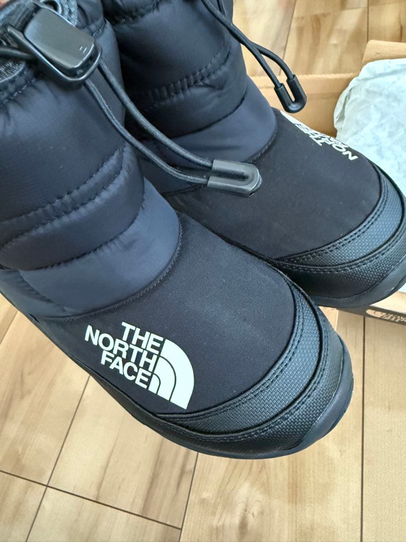 美品★ノースフェイス ヌプシ 22cm