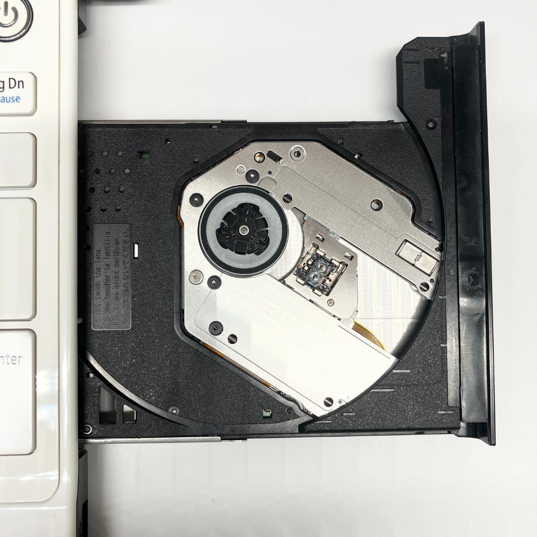 ❤️美品❤️ホワイト☆サクサク動く SSD 設定済み カメラ付き ノートパソコン