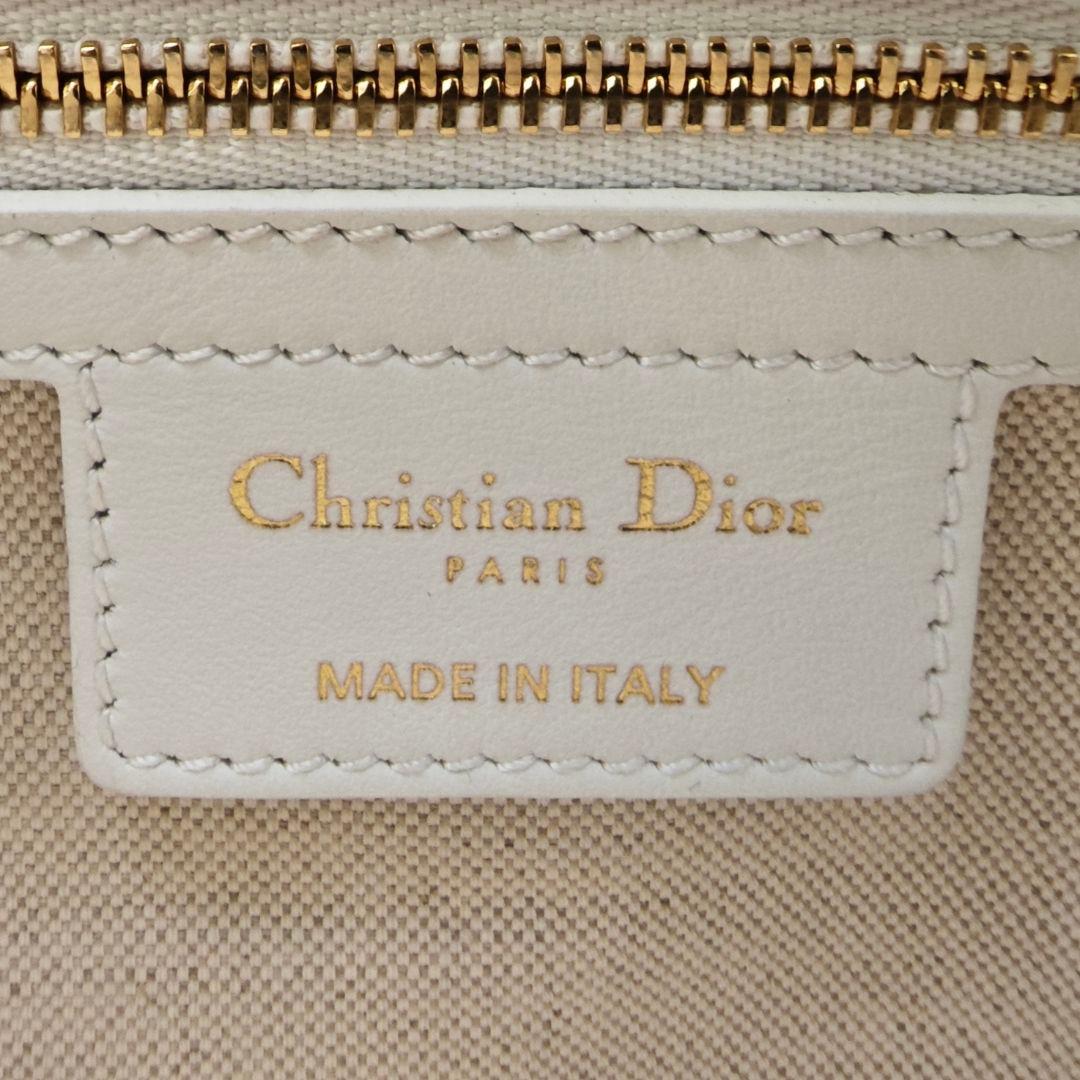 クリスチャンディオール ボーリング ヴァイブ ホワイト ネイビー 1734