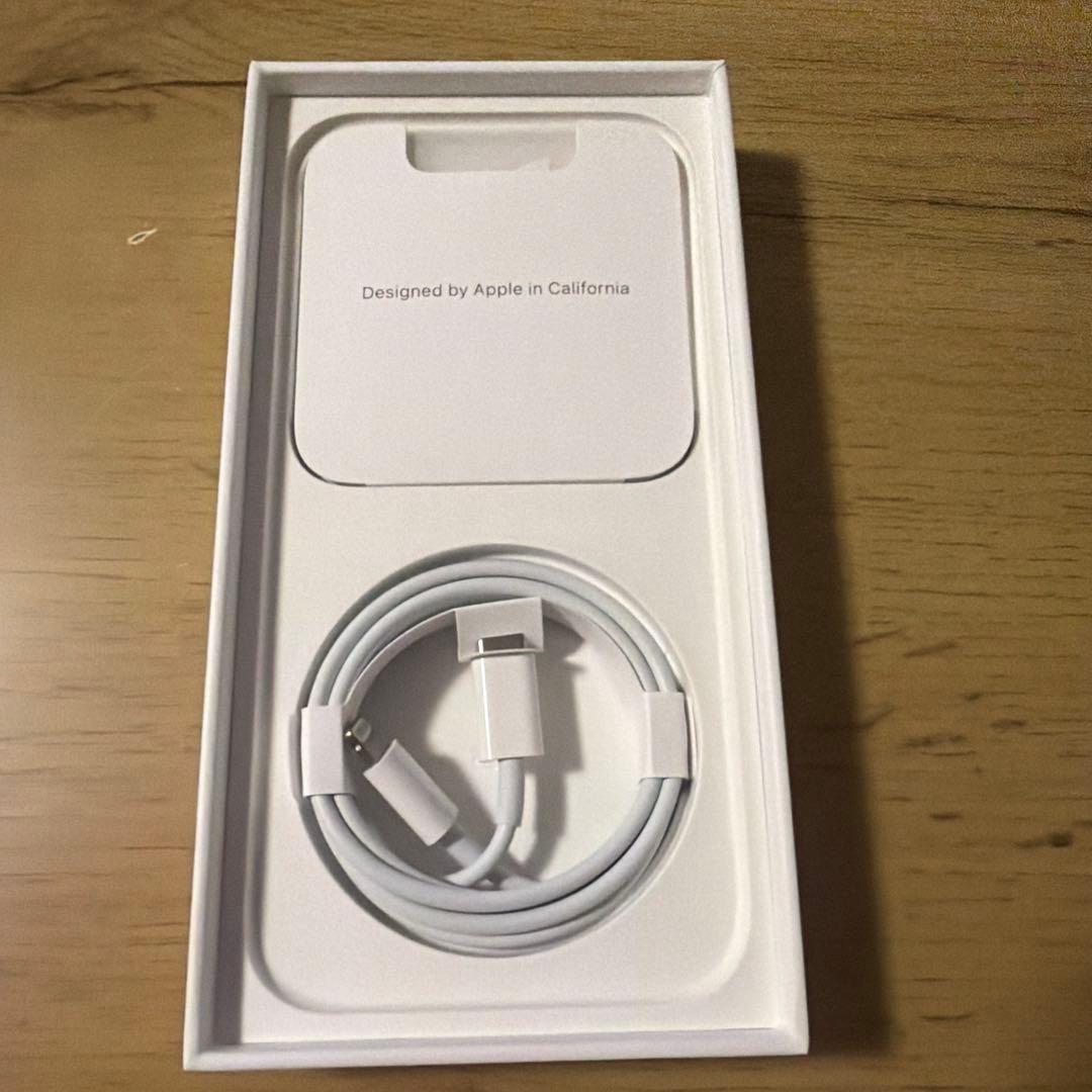 Apple iPhone 14 Pro 本体　SIMフリー