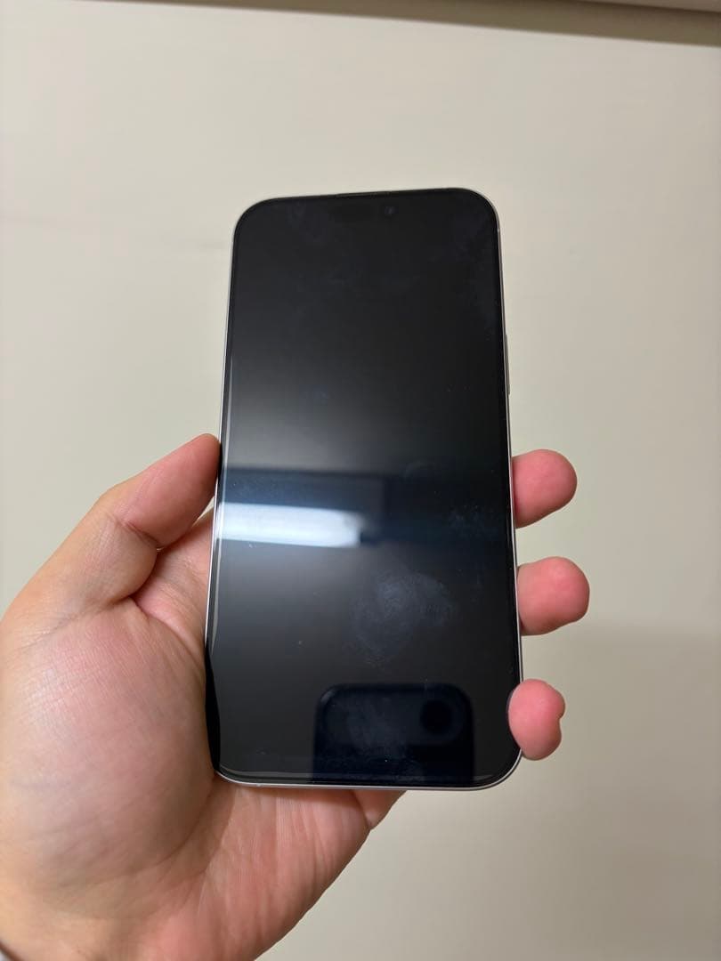 iPhone16 Pro Max 256G ホワイトチタニウム