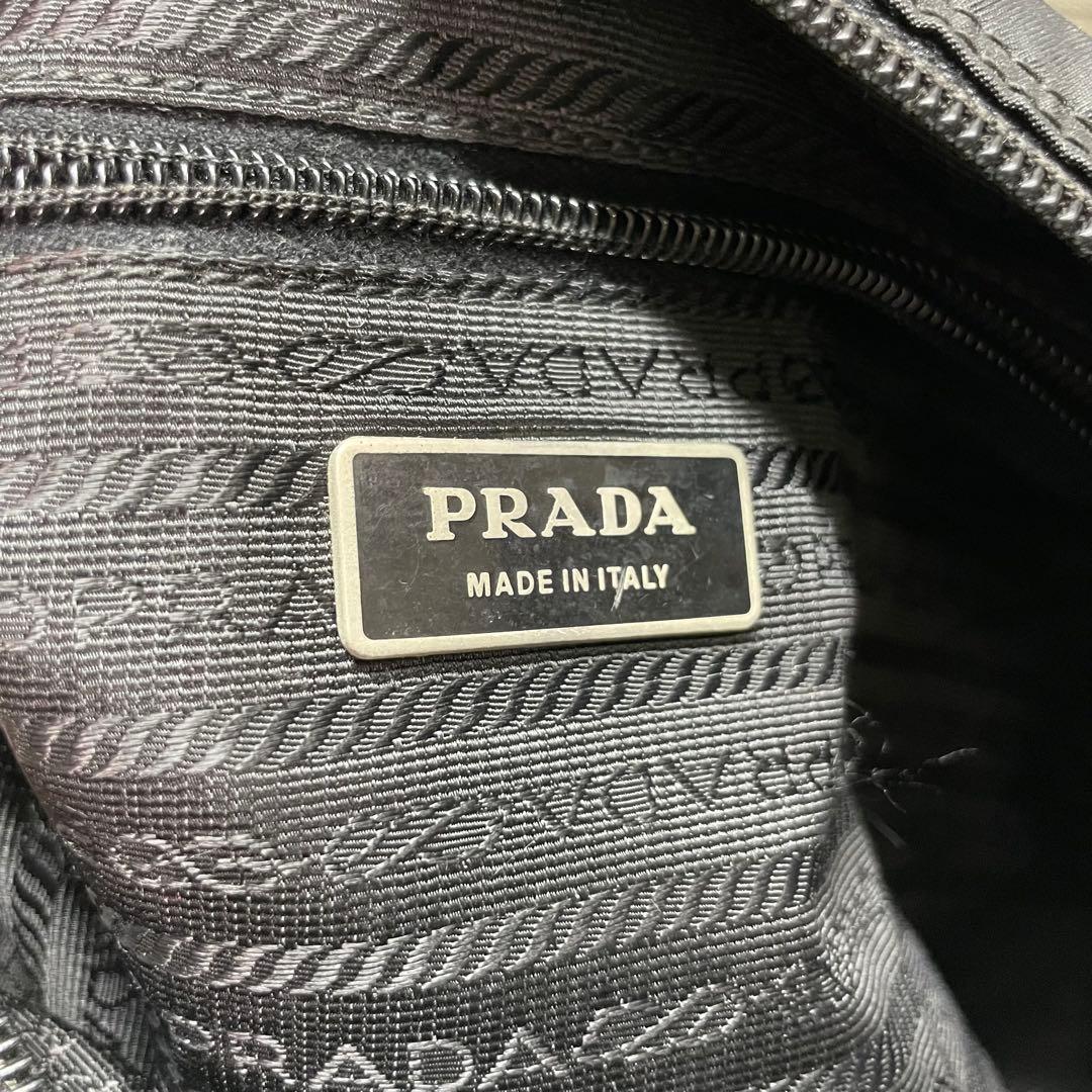M*I様 PRADA ブラック メッセンジャーバッグ