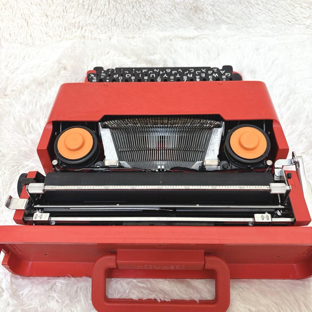 【極希少】Olivetti Valentine オリベッティ タイプライター