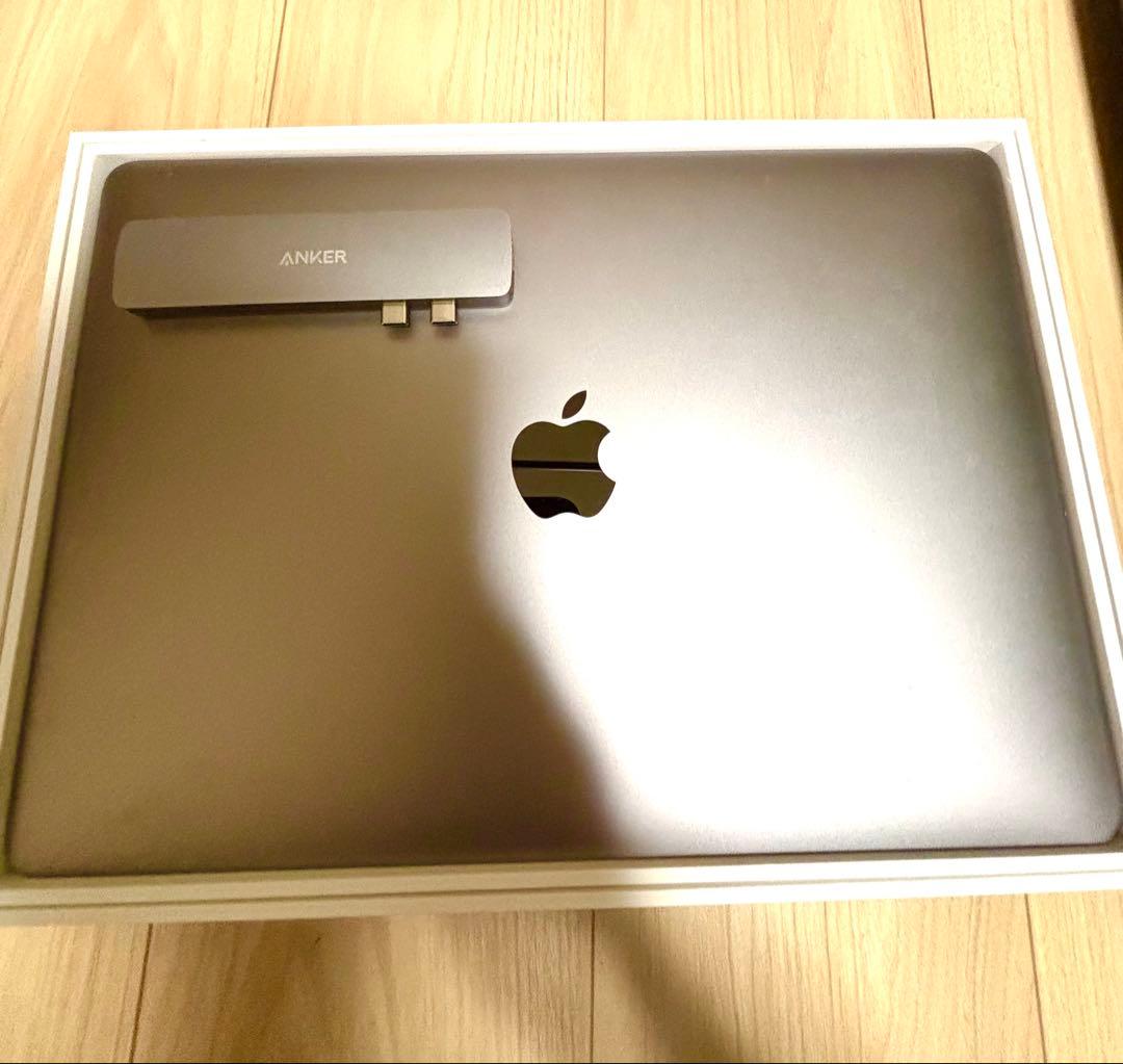 Apple MacBook air本体＋Anker Hubセット