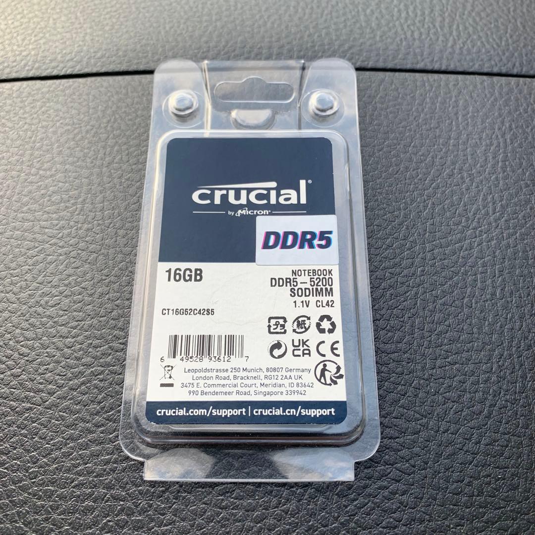 w*7様 crucial 16GB DDR5-5200 SODIMM メモリー