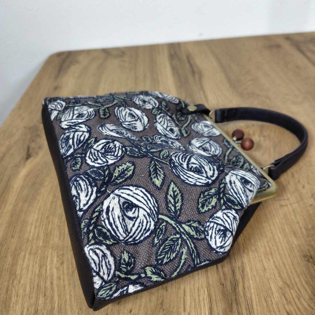 【専用】ミナペルホネン/rosyロージィーブラウン/木玉がま口ショルダー革