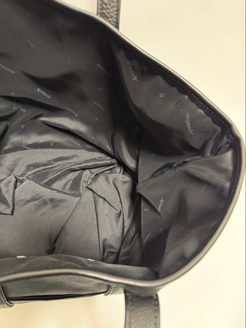 アンチドートバイヤーズクラブ　レザーツールバッグ