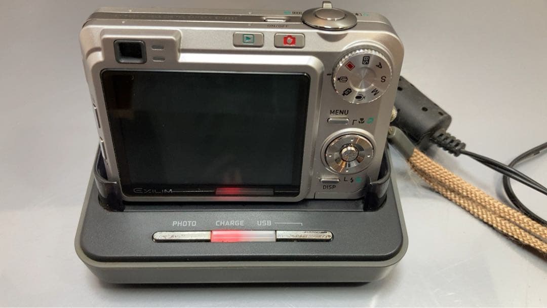 CASIO カシオ　EXILIM デジタルカメラ　EX-Z850