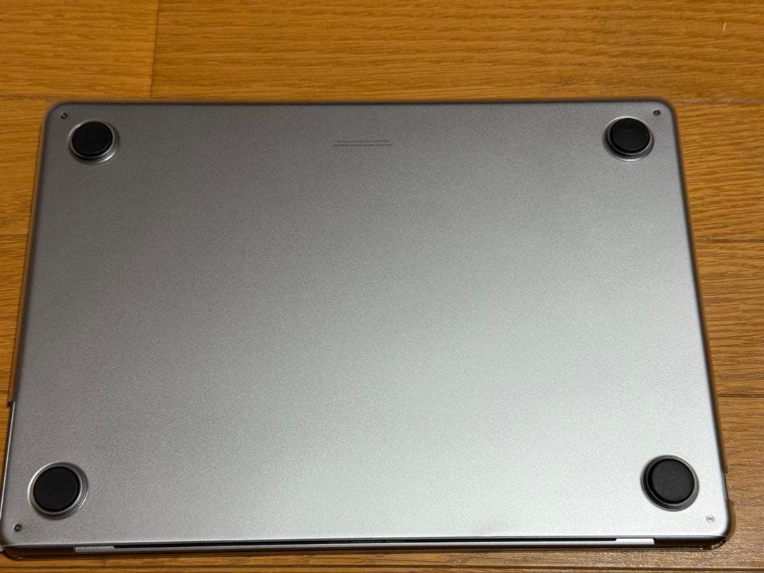 Apple MacBook スペースグレイ M2 8gb 256gb