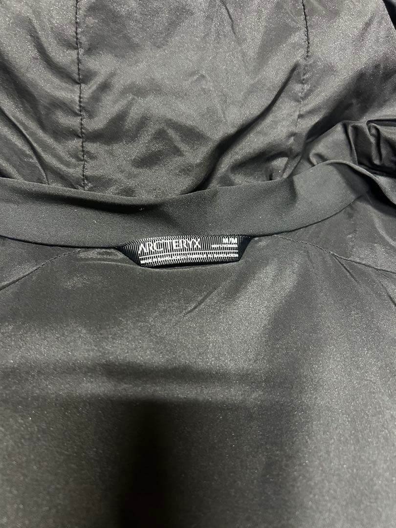 ARC'TERYX アトムARフーディ　M