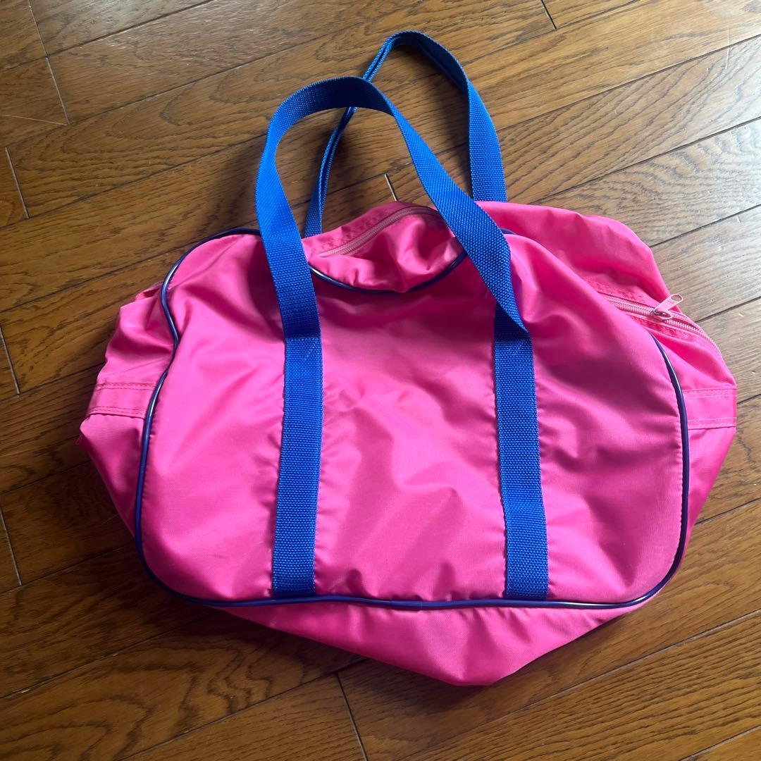 WORLD PEGASUS ピンク ダッフルバッグ