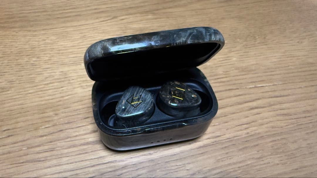 イヤホン Noble Audio FoKus Prestige black