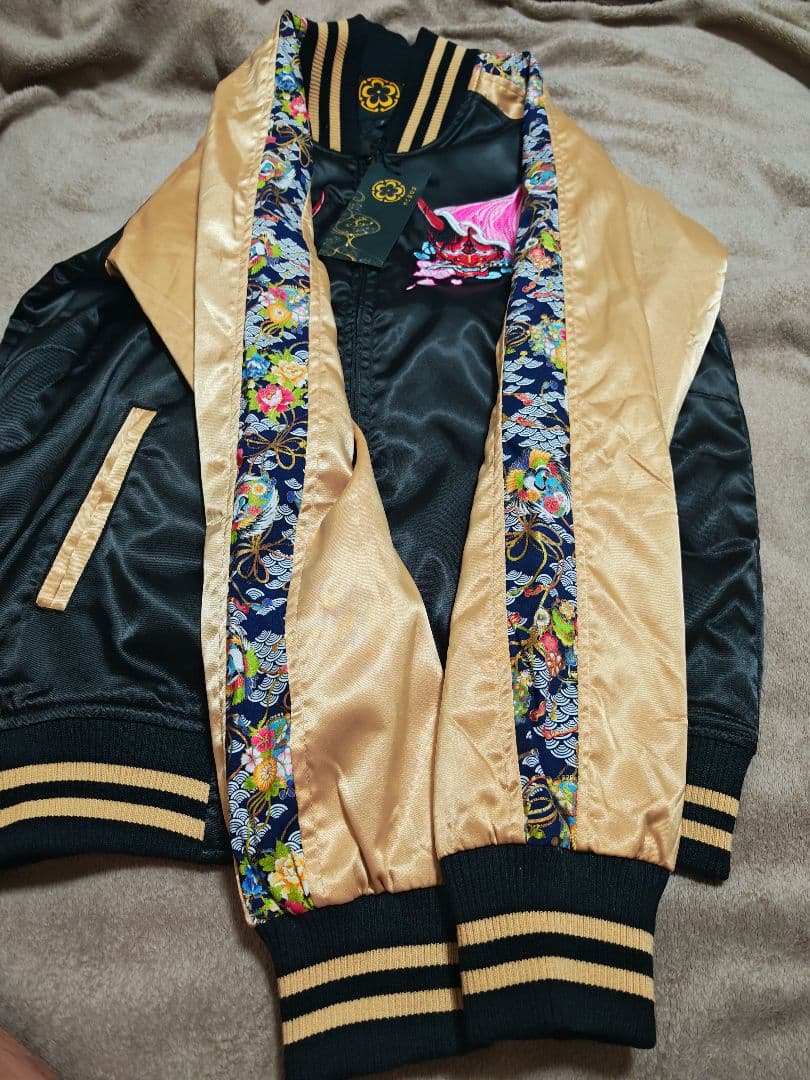 ROGUES スカジャン 未使用近い 日本 刺繍鬼 サテン unisex