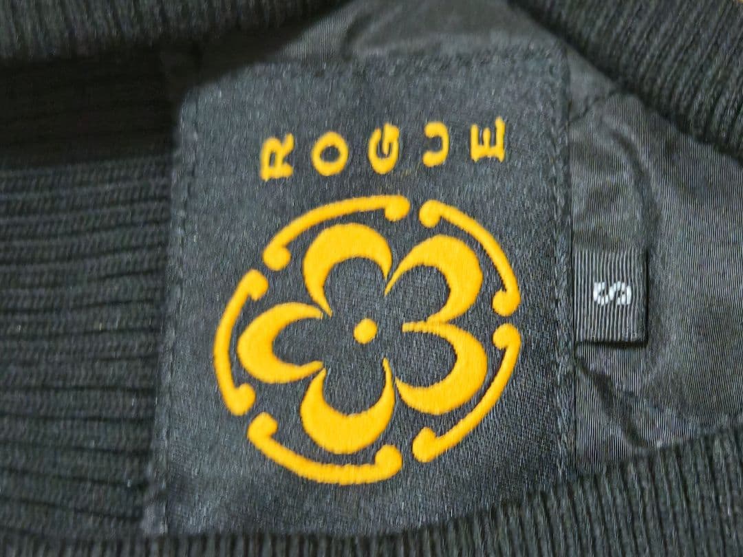 ROGUES スカジャン 未使用近い 日本 刺繍鬼 サテン unisex