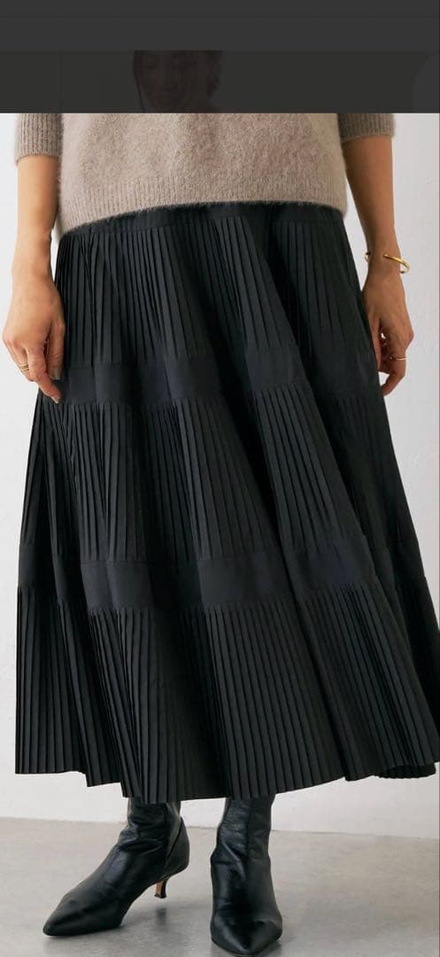 ビアズリー　未着用プリーツティアードスカート