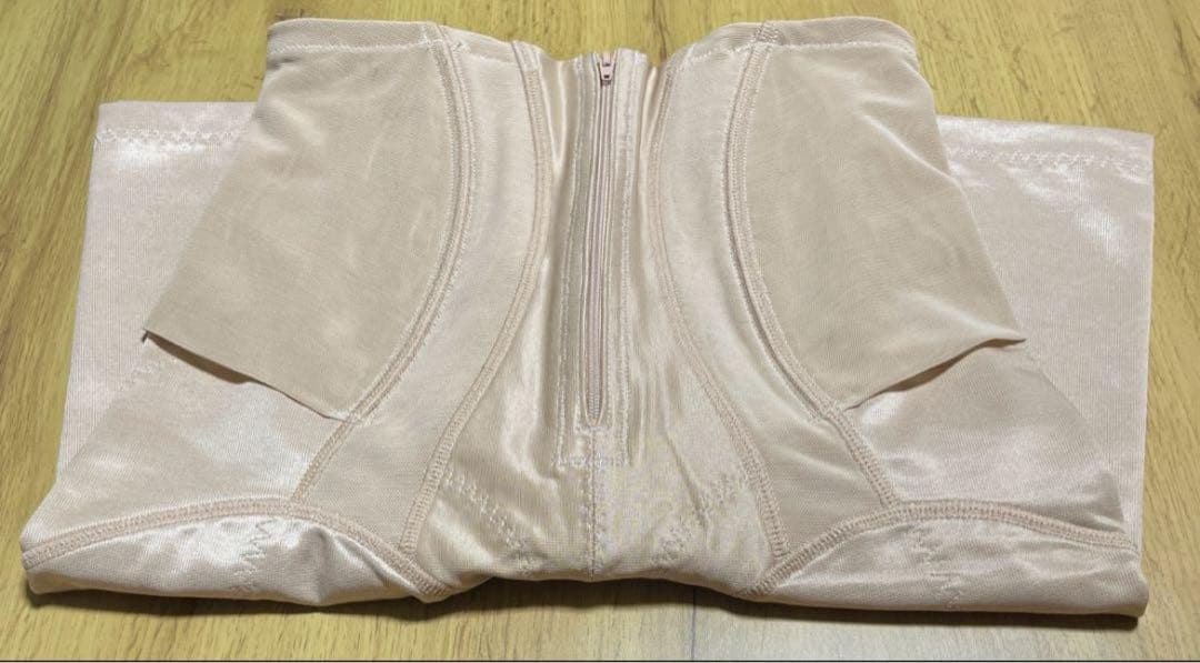 いりごま　シャルレ　腰サポートガードル　98