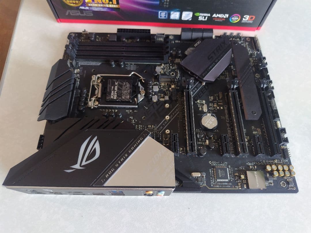 ASUS ROG STRIX Z390-F GAMING 本体、CPU他セット