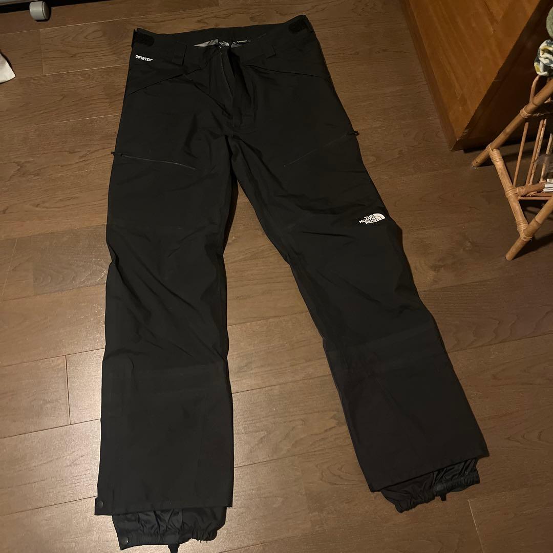 ノースフェイス　スノーボードシェルパンツ　ゴアテックス製ブラック中古！