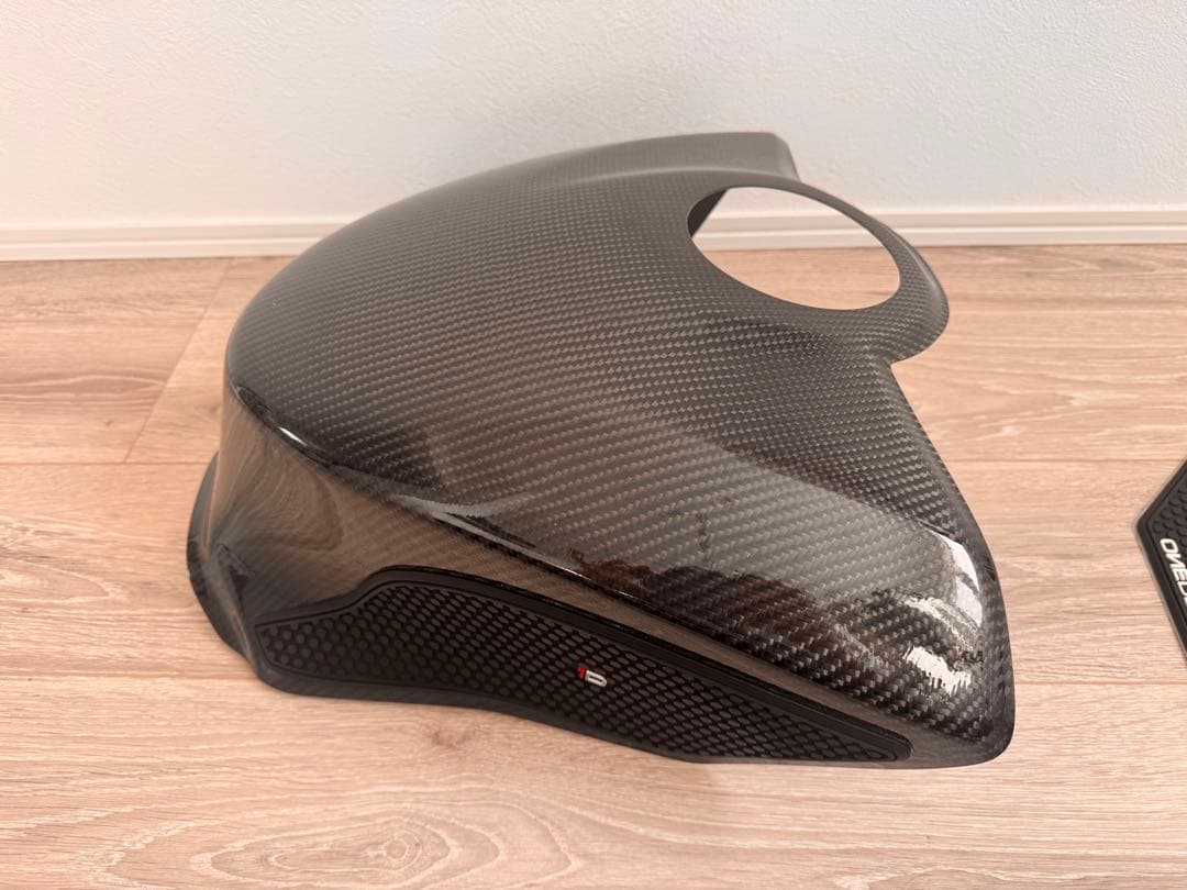 EIGHT YZF-R1 タンクカバー　カーボン綾織