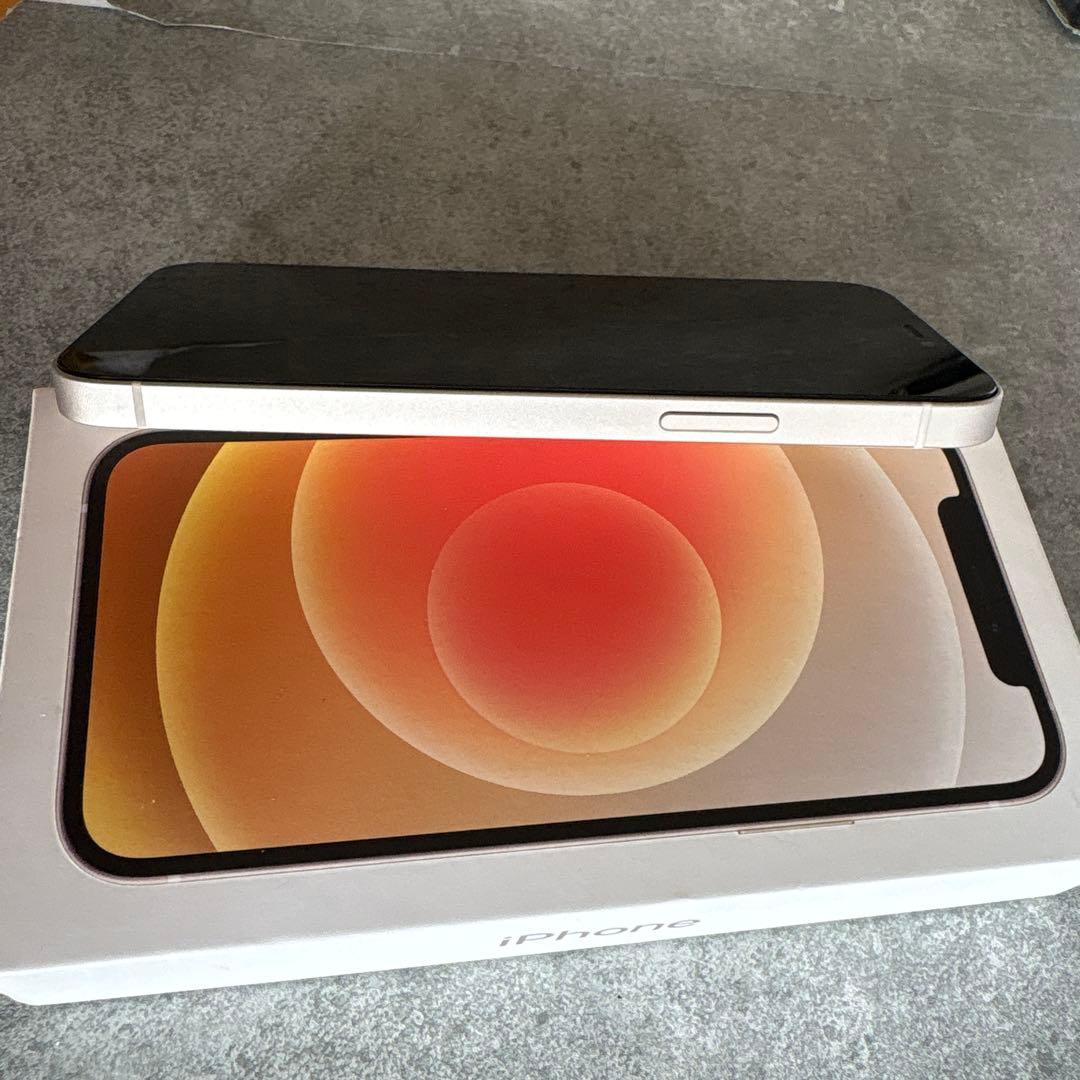 iPhone12 64GB ホワイト 本体