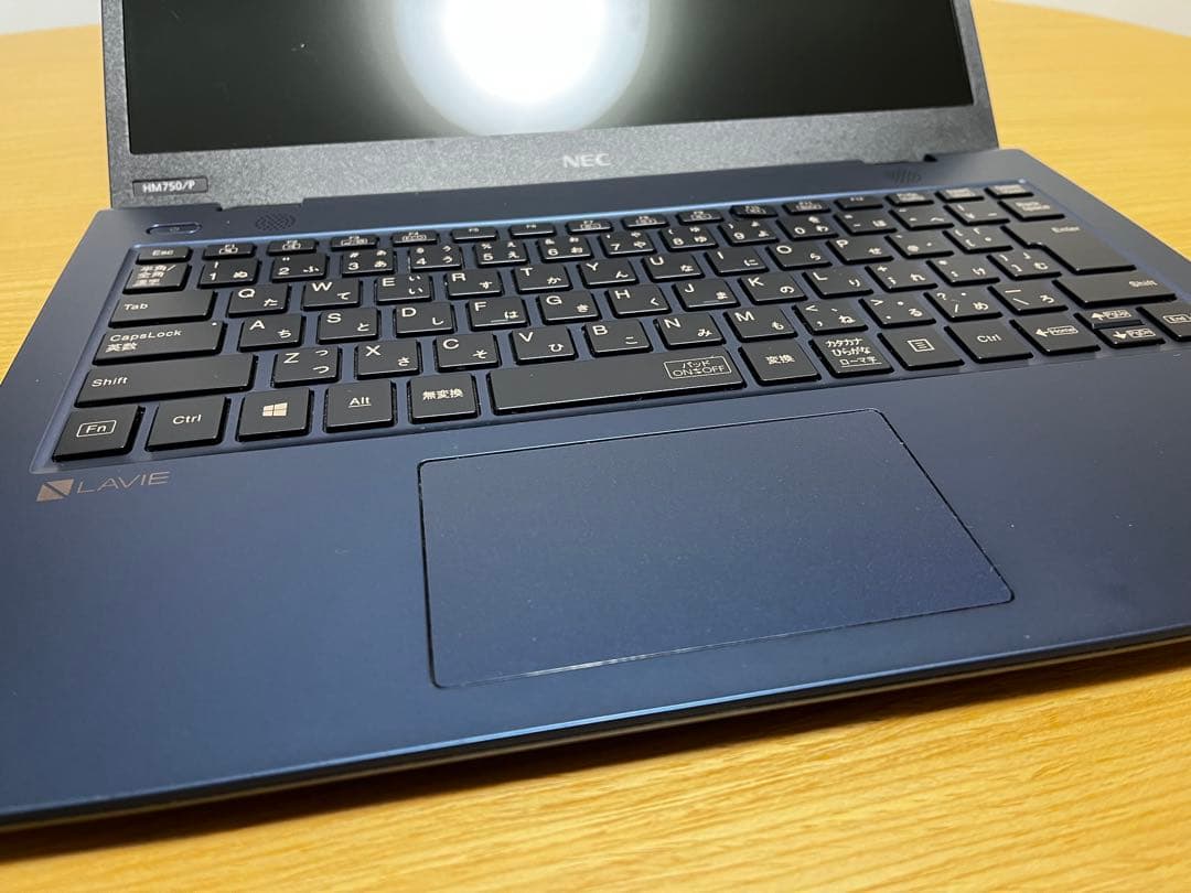 LAVIE  Mobile HM750/PA 2019年秋冬モデル