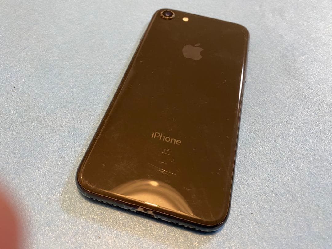 Apple iPhone 8 64GB 画面コーティングあり