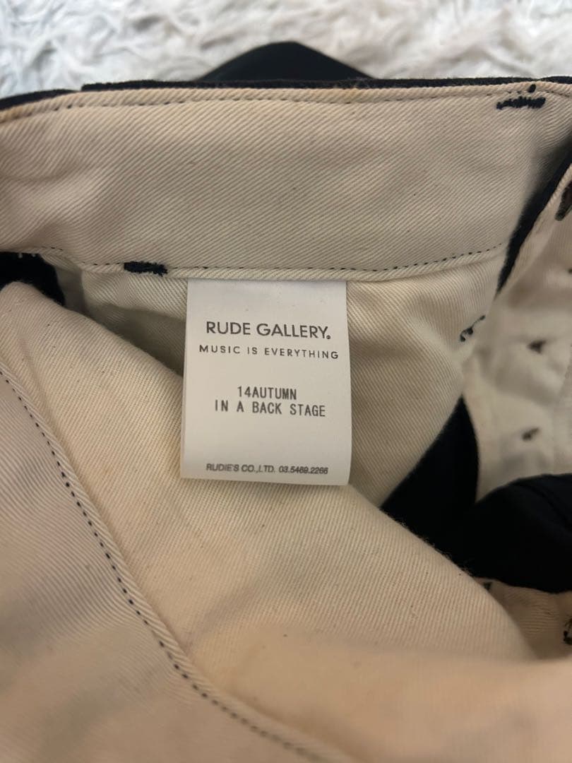 RUDE GALLERY 黒 スリムフィットパンツ