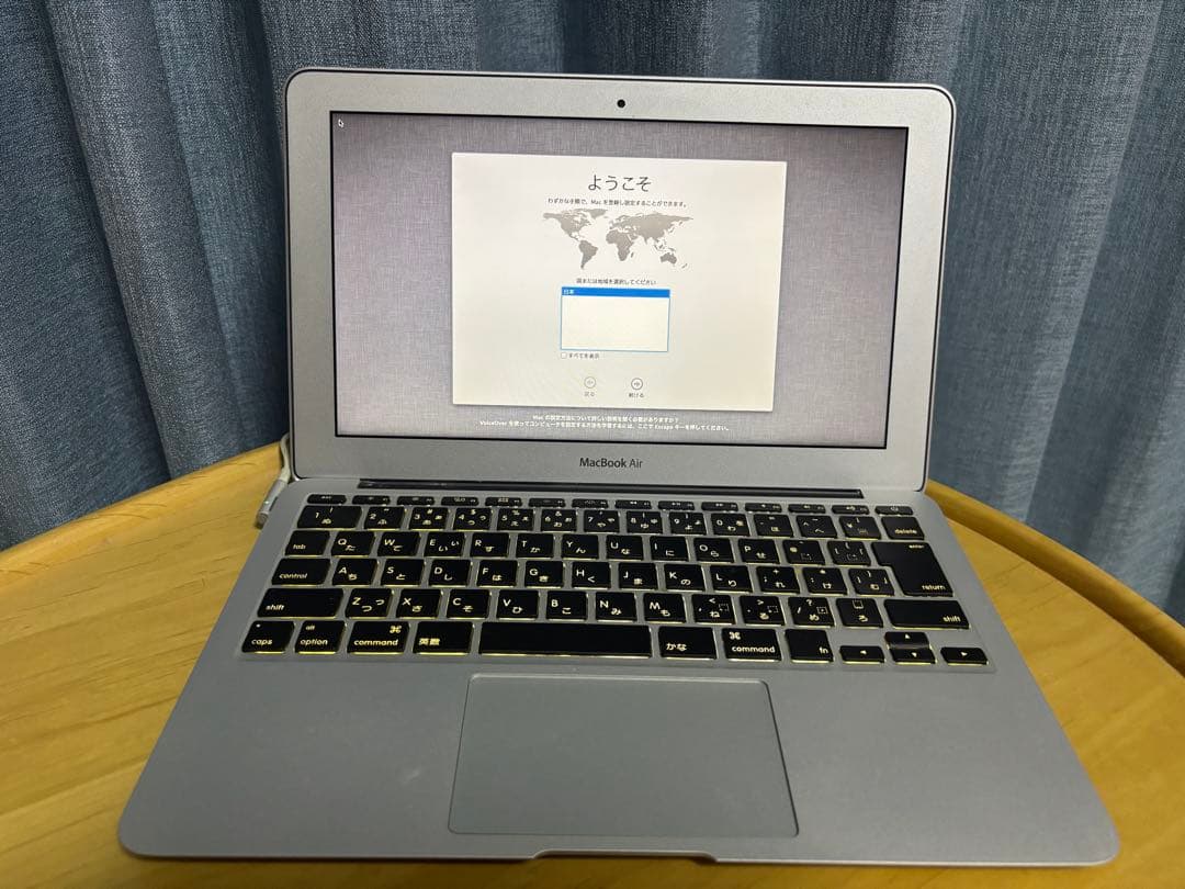ジャンク MacBook Air 11inch アルミニウム 箱あり