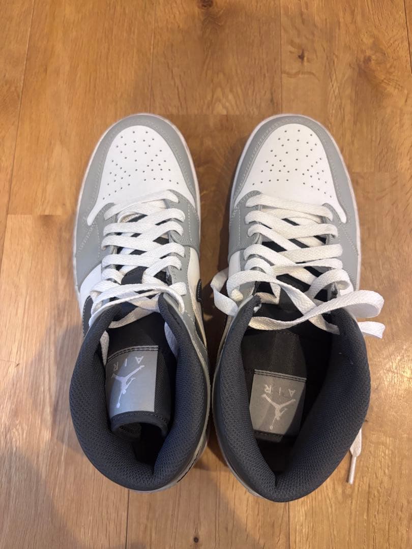 Nike Air Jordan 1 ホワイト グレー