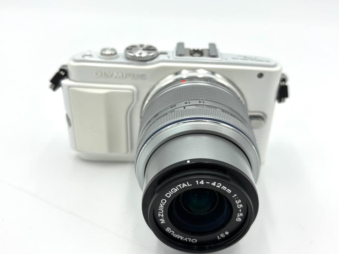 【稼動品】一眼レフカメラ　オリンパス　PEN Life　E-PL6　レンズ付き