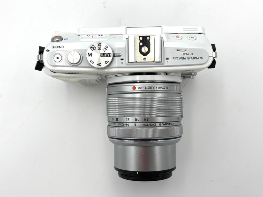 【稼動品】一眼レフカメラ　オリンパス　PEN Life　E-PL6　レンズ付き