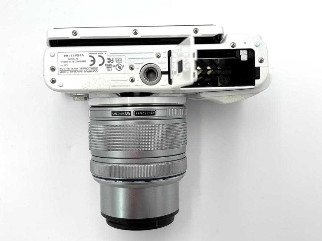 【稼動品】一眼レフカメラ　オリンパス　PEN Life　E-PL6　レンズ付き