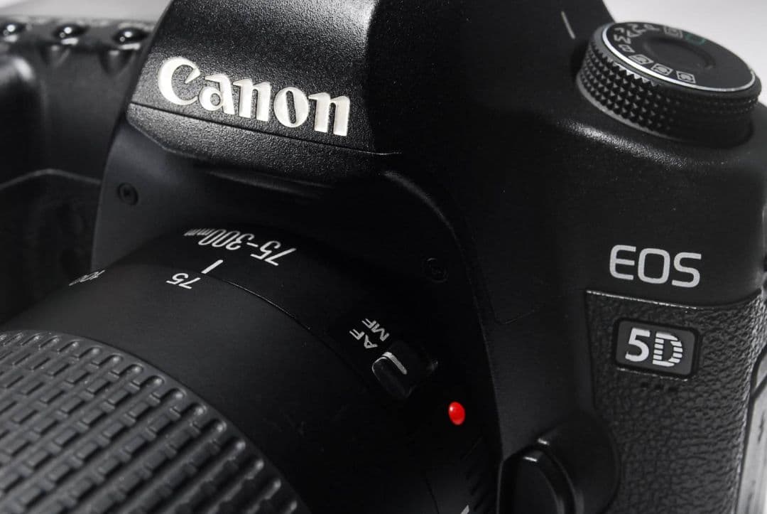 ♥Canon EOS 5D markⅡ♥高性能一眼レフカメラ♥フルサイズ