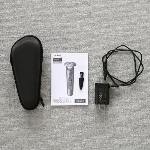 【超美品】Philips 9000シリーズ 電気シェーバー S9697/31