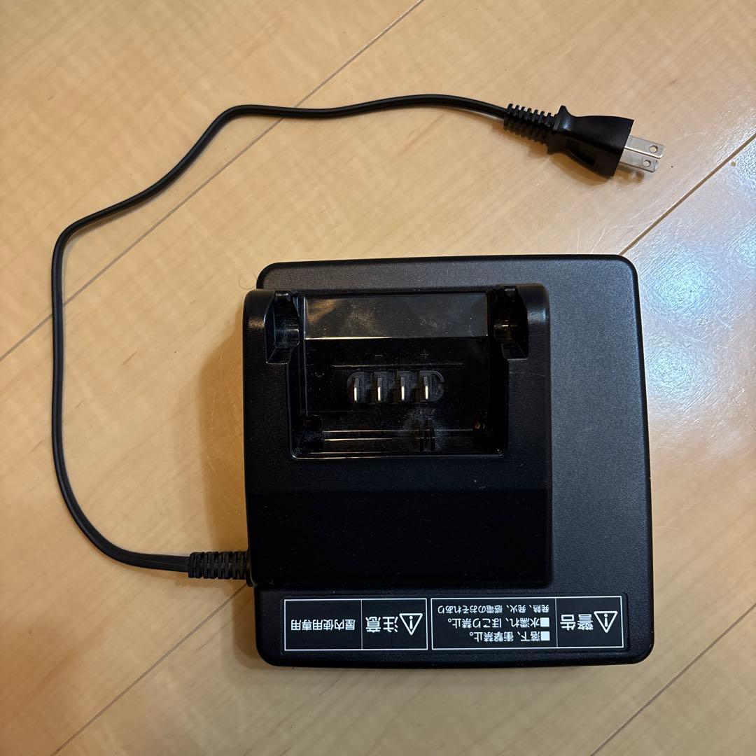 Panasonic 電動自転車バッテリー充電器 NKJ074Z2